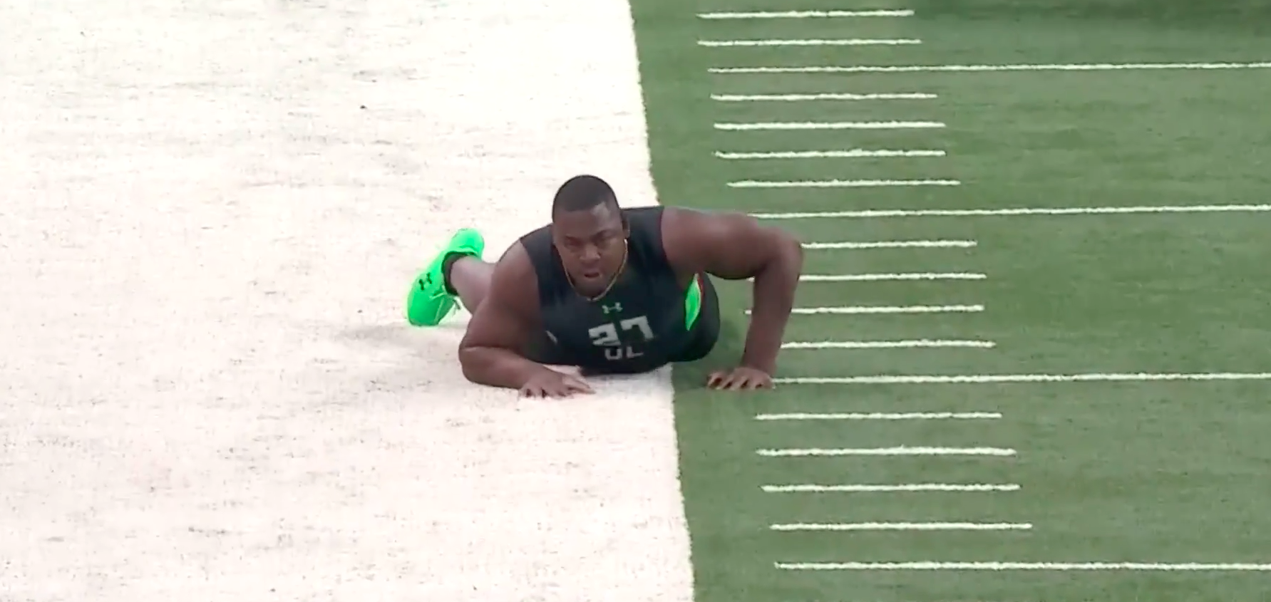 This Nfl Combine Wardrobe Malfunction Is Painful To Watch Maxim