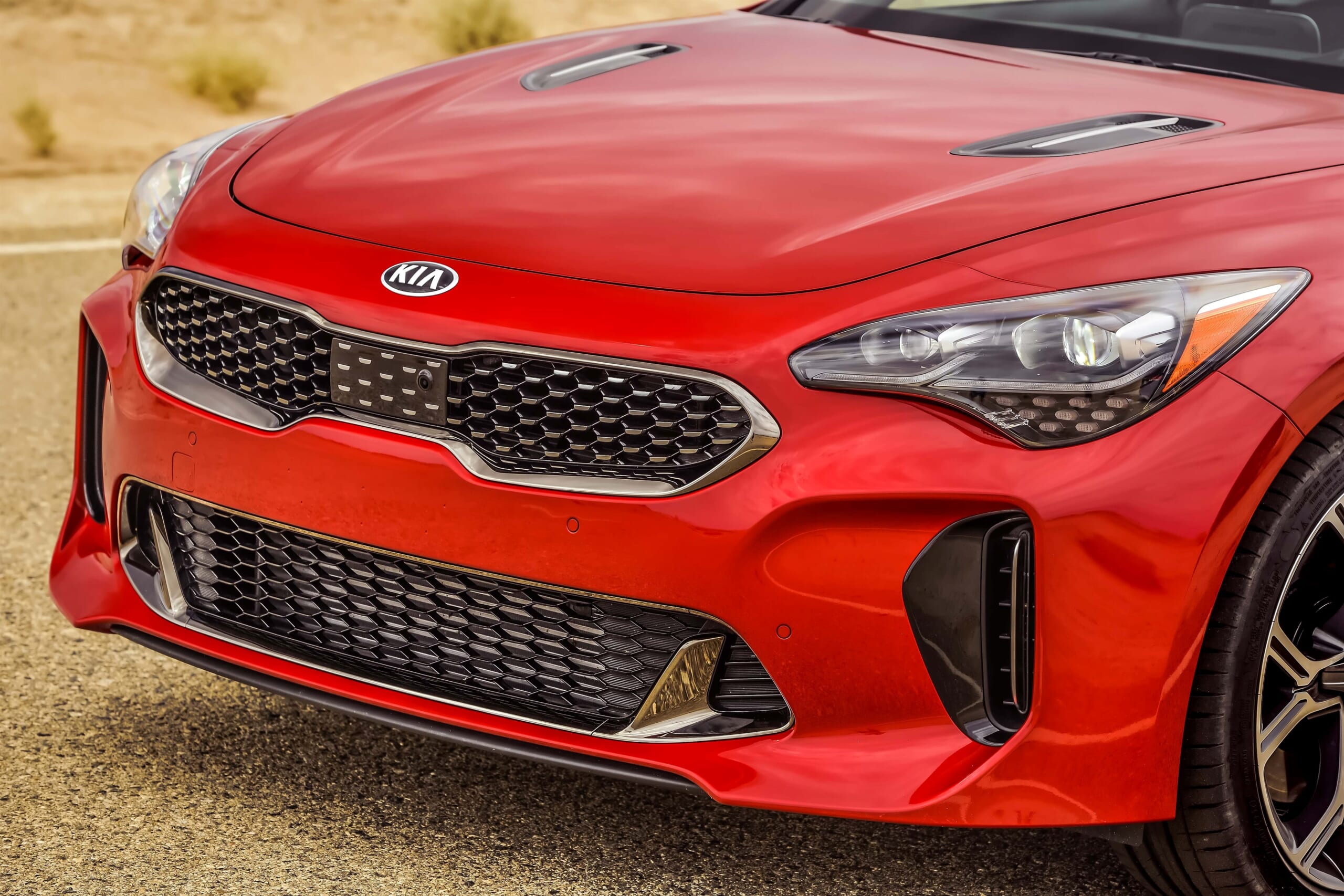 The All-New Stinger Is a Droolworthy $33K Rocket, And You'll Never ...