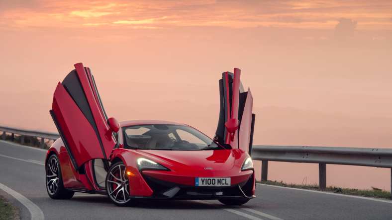 5943-McLaren+570S+Coupe+-+Vermillion+Red-024.jpg