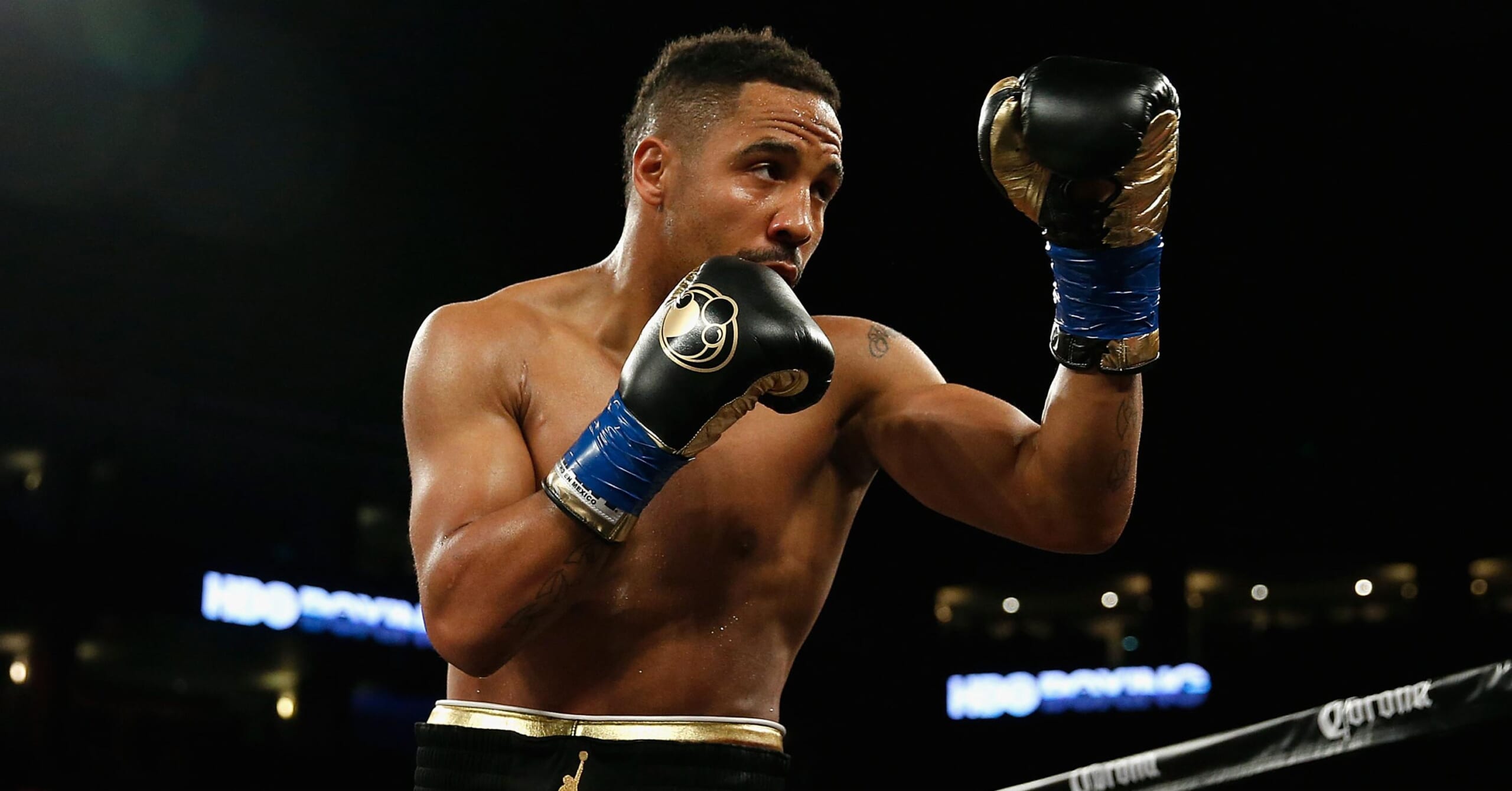 Ward dominates Rodriguez with unanimous decision