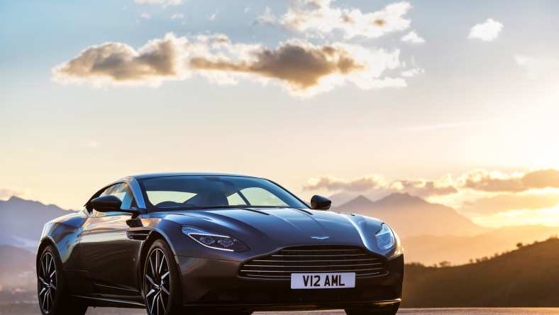 Aston Martin DB11_Embargo 010316 1400CET_01.jpg