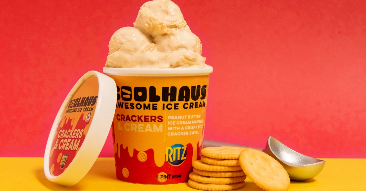 coolhaus crackers and cream ritz ice cream