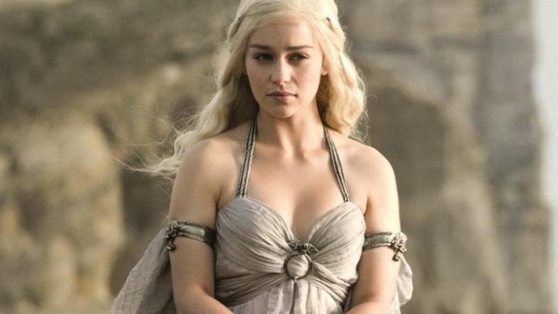 emilia-clarke-body-game-of-thrones.jpg