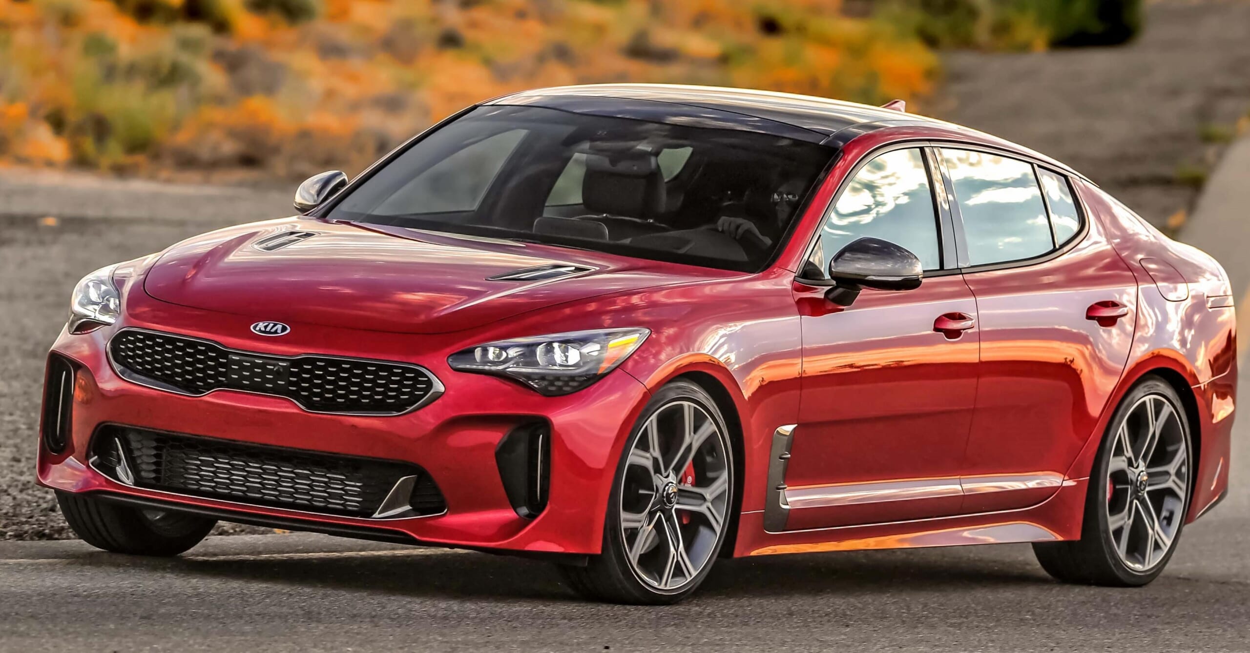 facebook-Linked_Image___12909_2018_Kia_Stinger_GT2_RWD