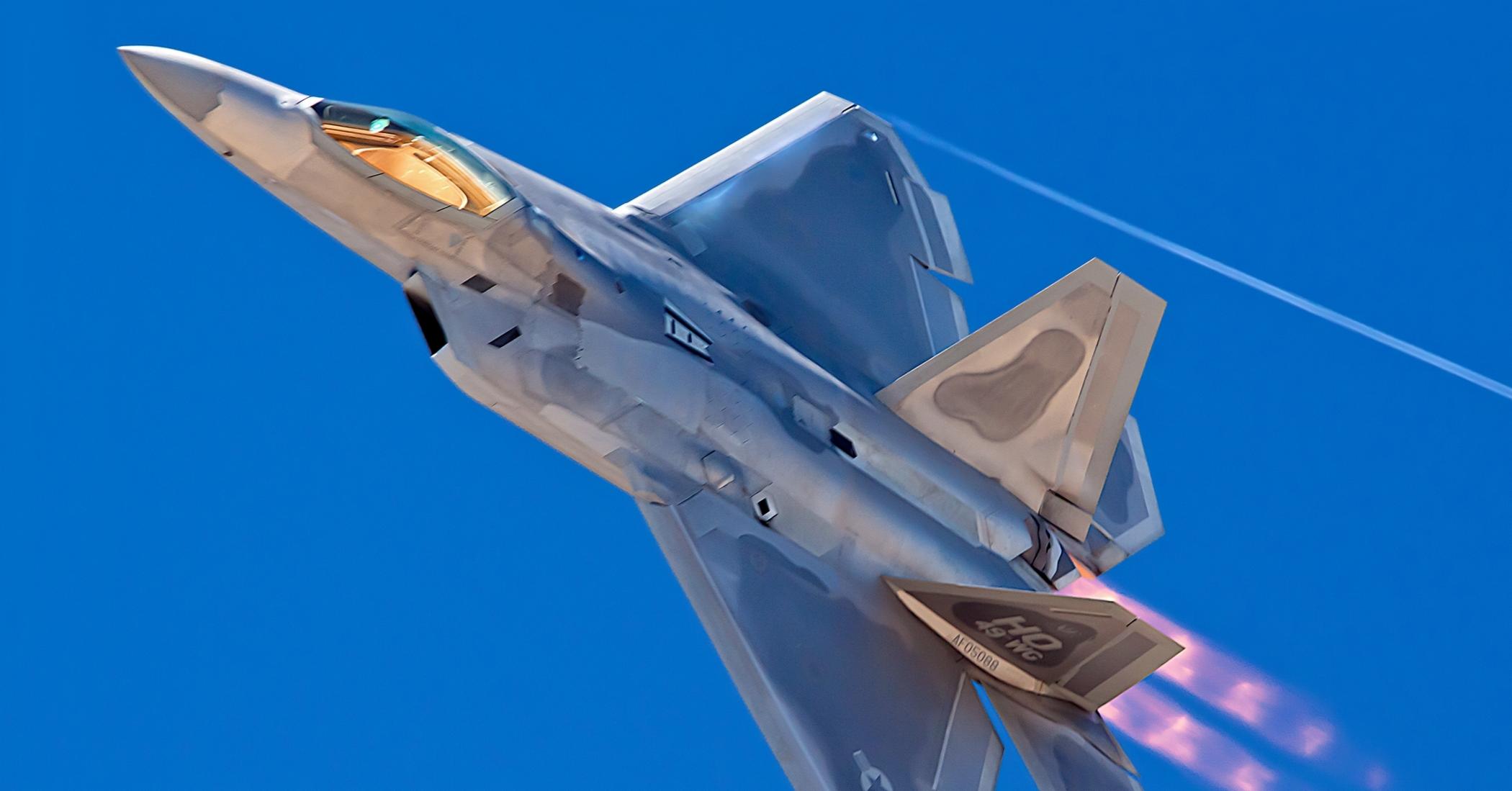 facebook-Linked_Image___Lockheed Martin F22 Raptor7