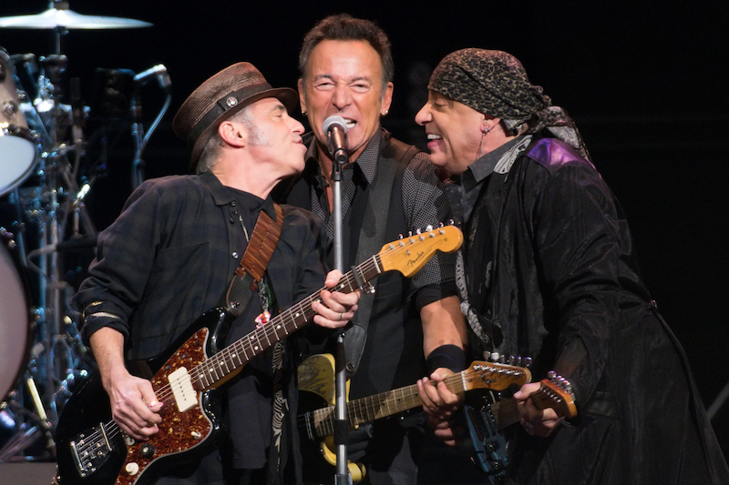 Bruce Springsteen Won This Weekend's Insane Blizzard With a Gift to ...