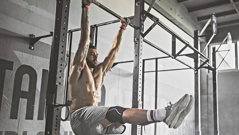 gym-workout-pullups-GettyImages-1093939052 (1)