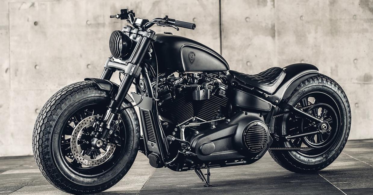 The Harley-Davidson 'Mighty Guerilla' Is a Beautiful, Blacked-Out Beast ...