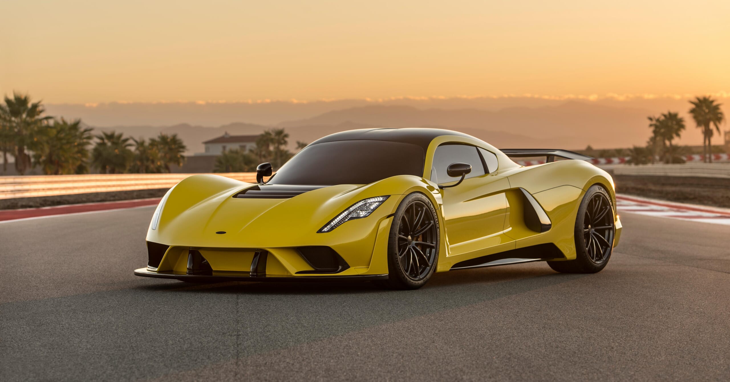 Hennessy Venom F5