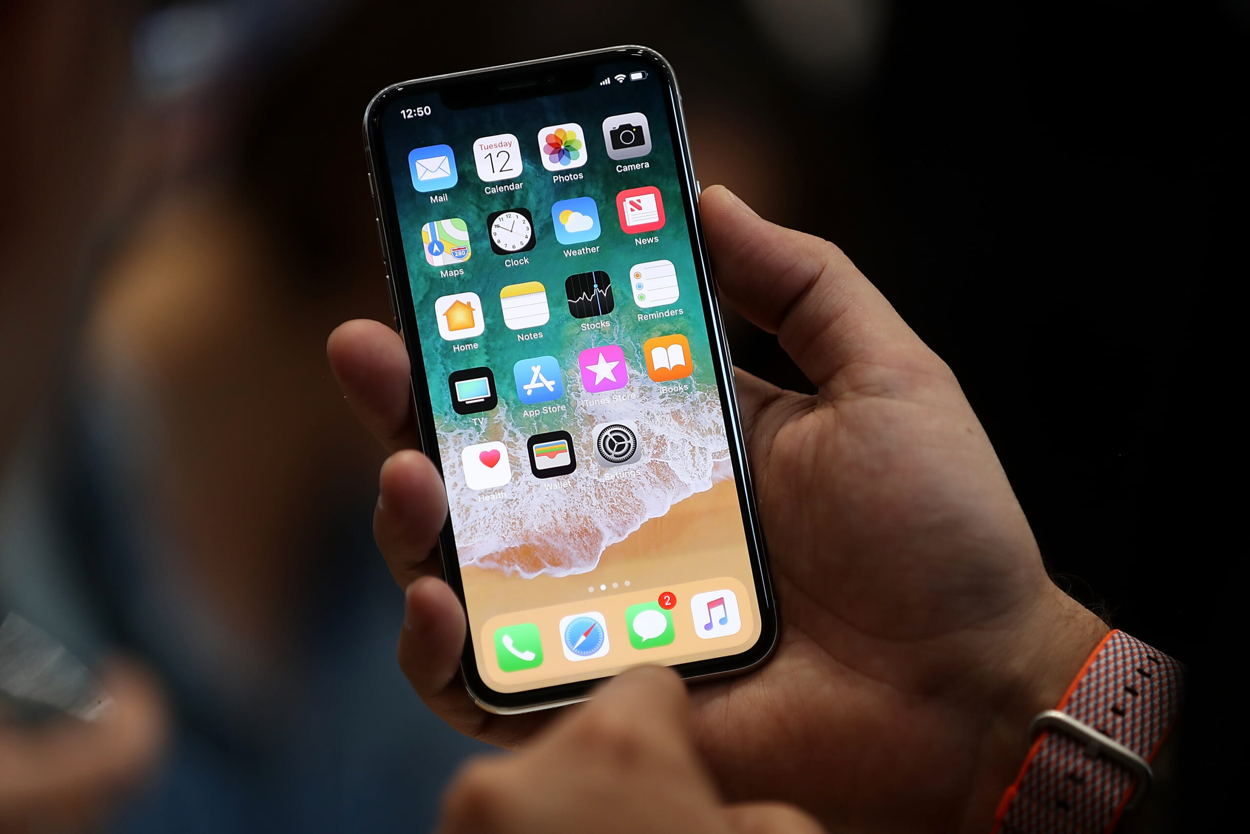 Apple Is Exploring Curved Iphone Screens And Touchless Control Maxim
