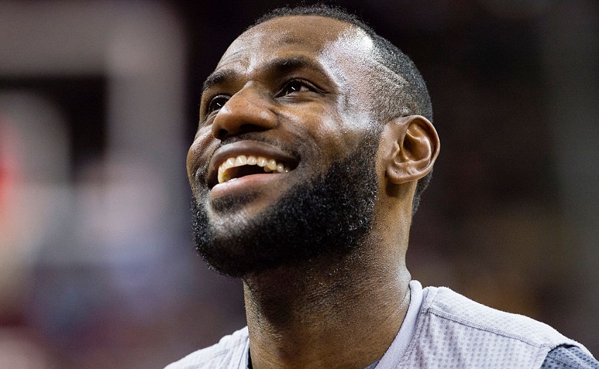 Watch LeBron James Unload on the 'Keeping Up With the Kardashians' Crew ...