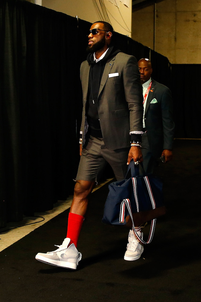 LeBron James and Cavaliers Wear Shorts Suits Before NBA Finals Game 1 – The  Hollywood Reporter