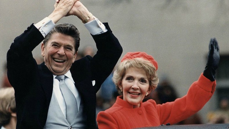 nancyreagan-victory.jpg