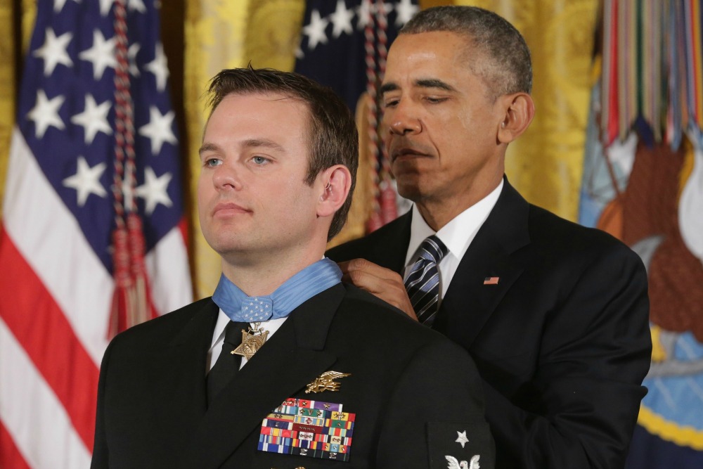 This Navy Seal Received The Medal Of Honor For A Badass Hand To Hand