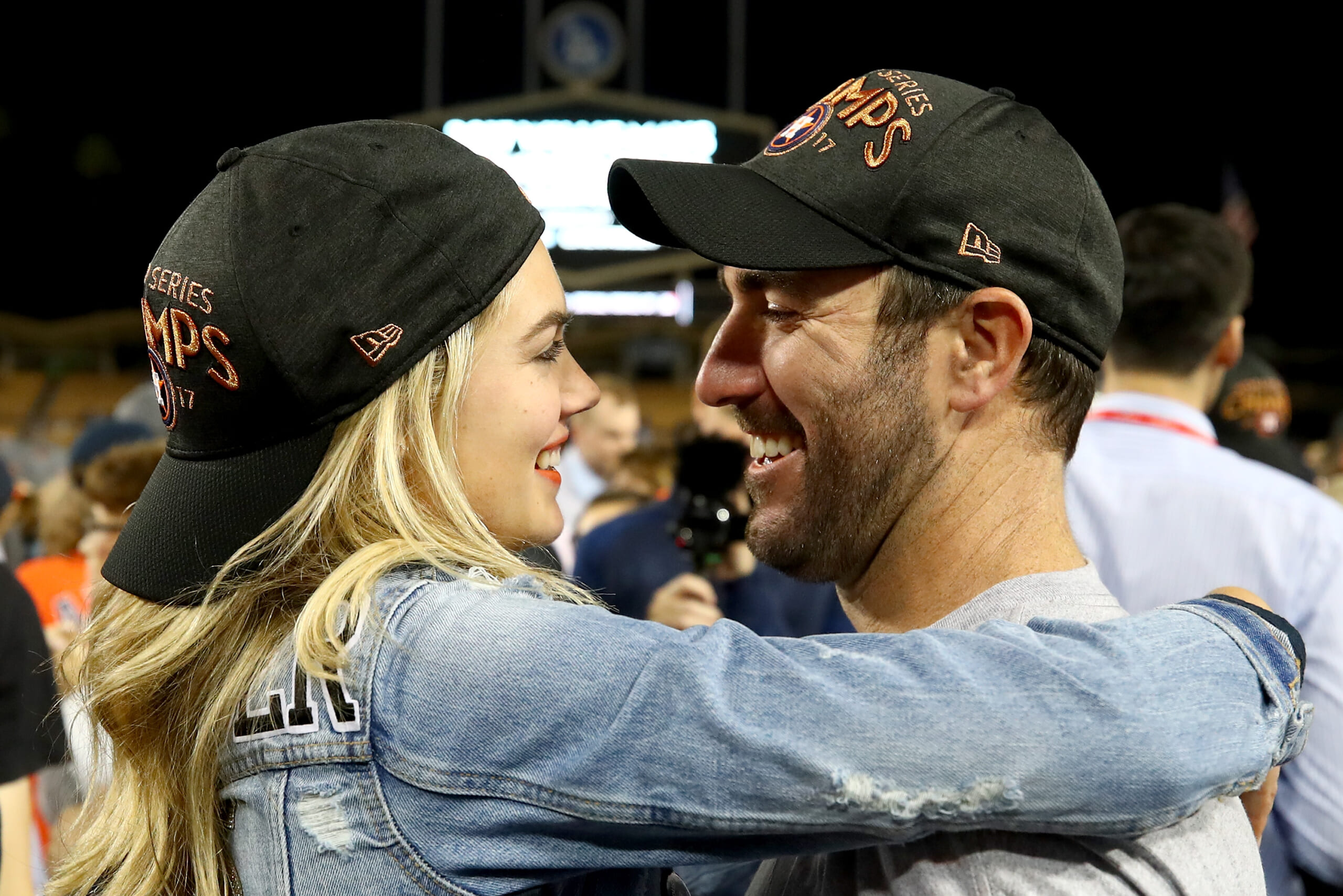 Kate Upton And Justin Verlander Celebrated The Astros World Series Win With Some On The Field