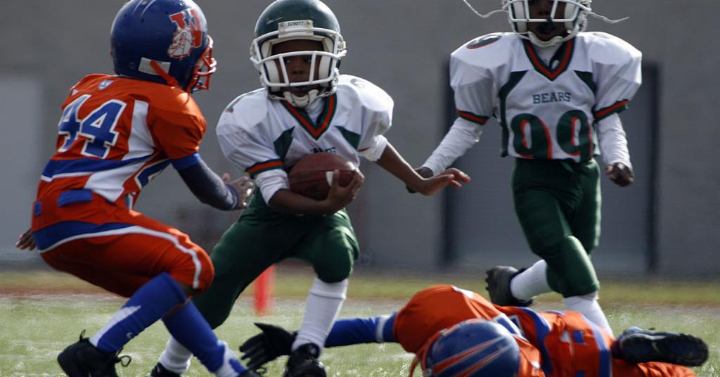 youth tackle football