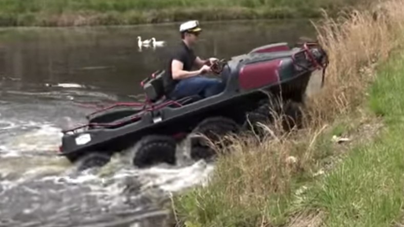 Argo LX amphibious 8x8 ATV (Photo: Ontario Drive and Gear)