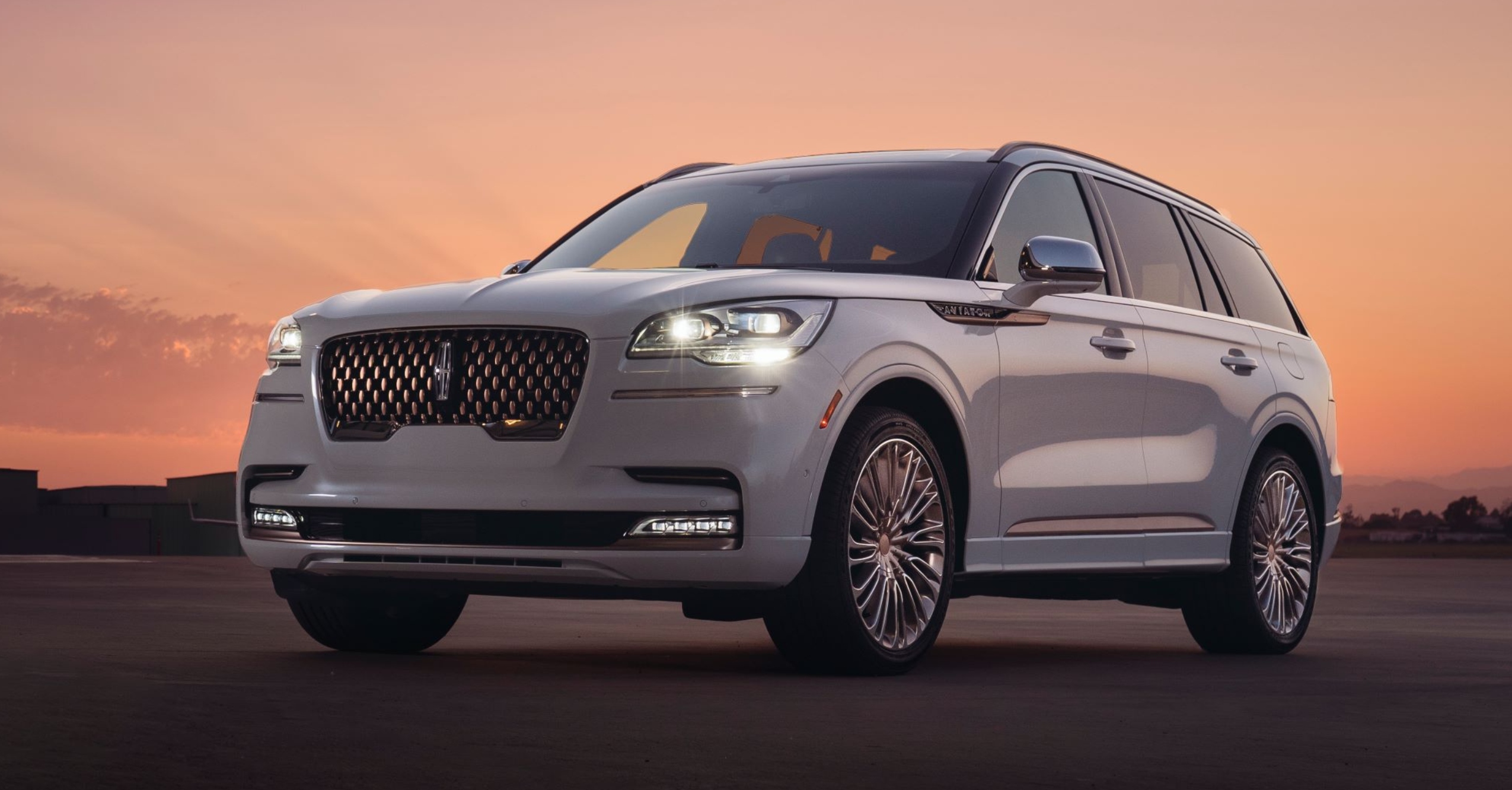 Lincoln x Shinola Aviator Promo