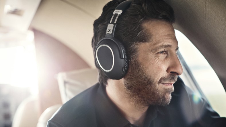 PXC 550 wireless noise cancelling headphones (Photo: Sennheiser Electronic)