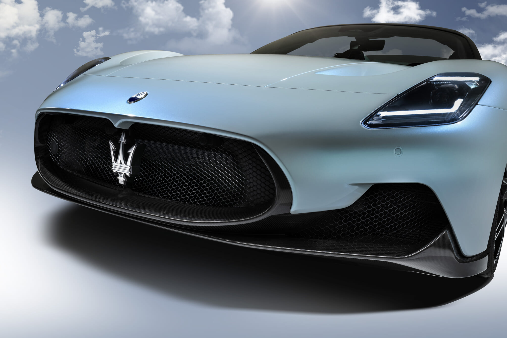 The Maserati Mc20 Cielo Convertible Reaches Skyward With Color