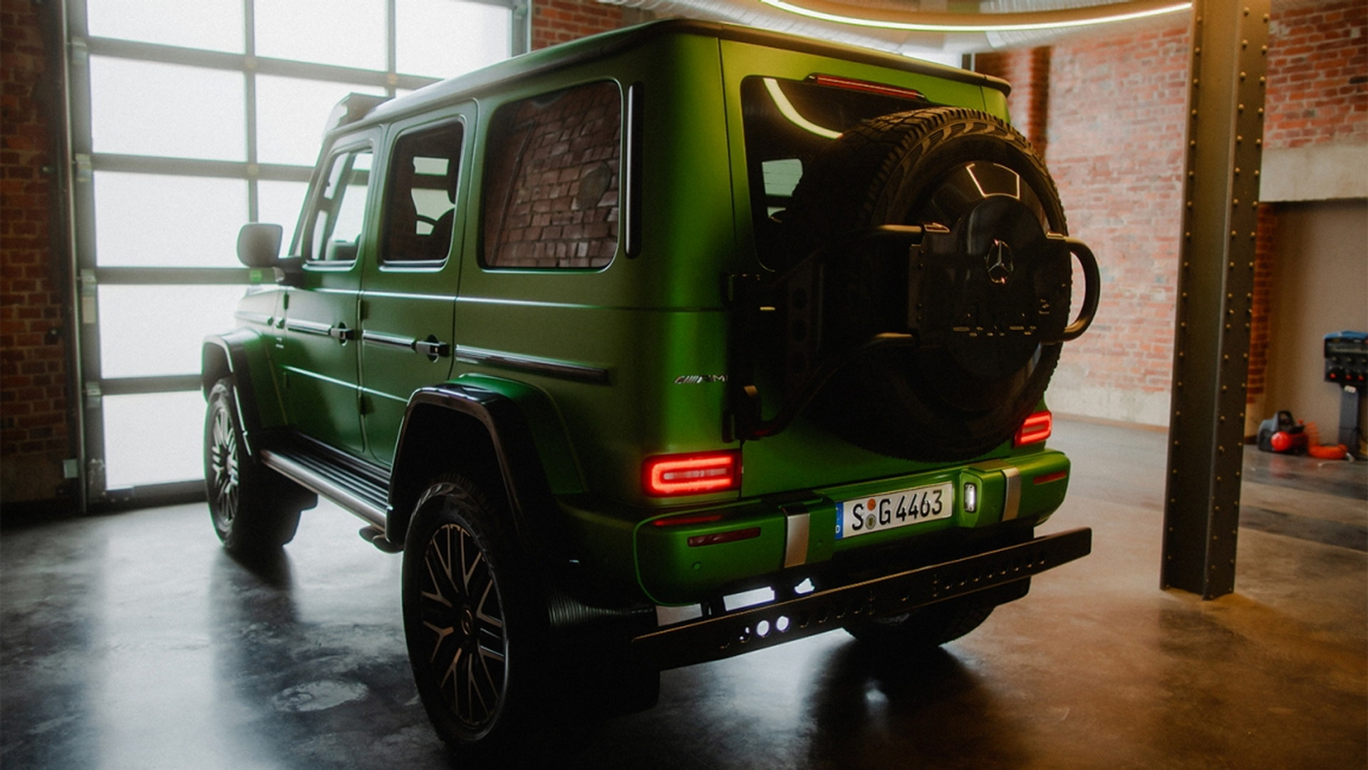 The Ultimate Mercedes G-Wagon Off-Roader Is More Luxurious & Powerful In 'Green Hell Magno' - Maxim