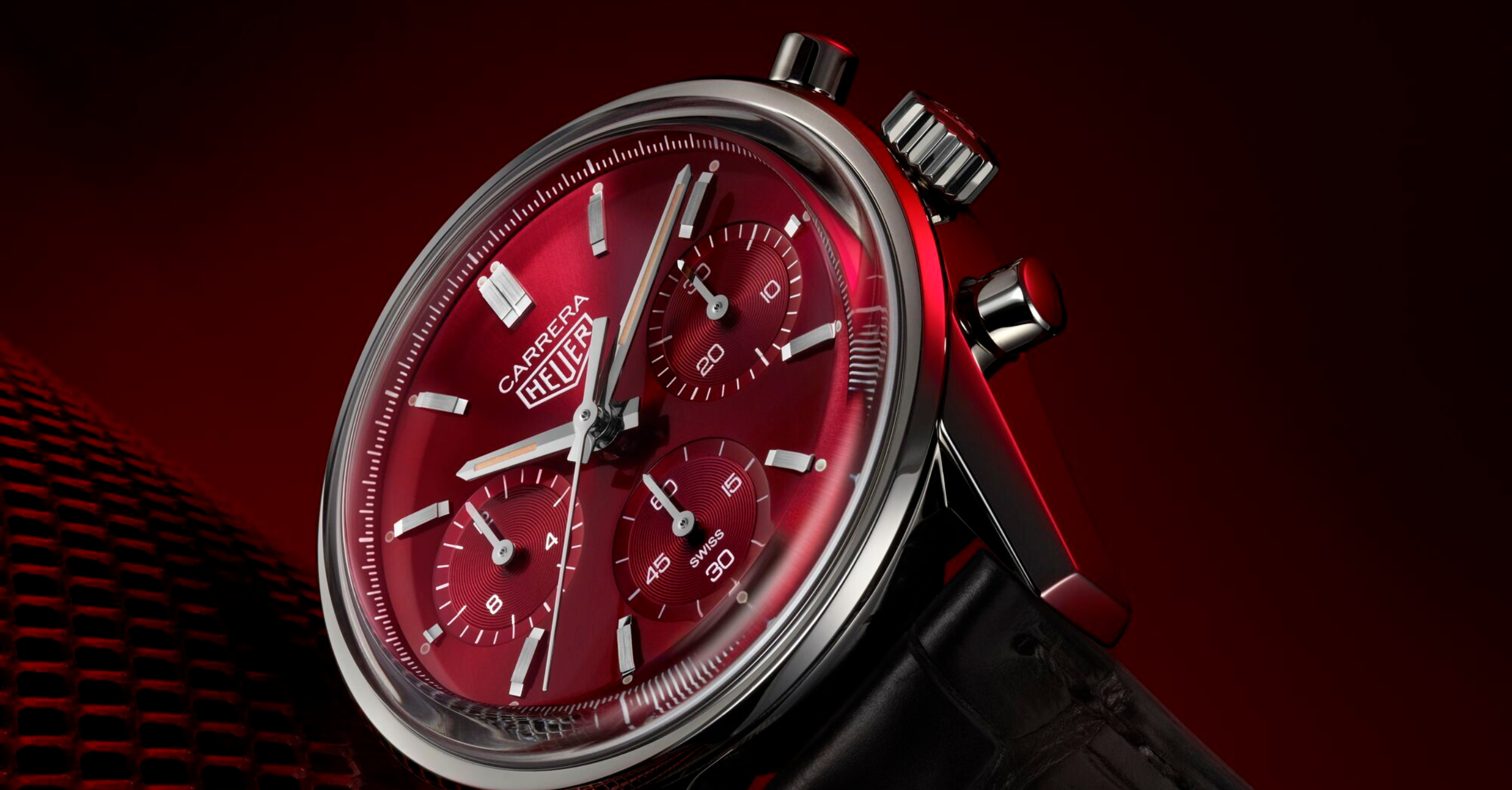 Tag Heuer Unveils Carrera Red Dial Limited Edition Maxim