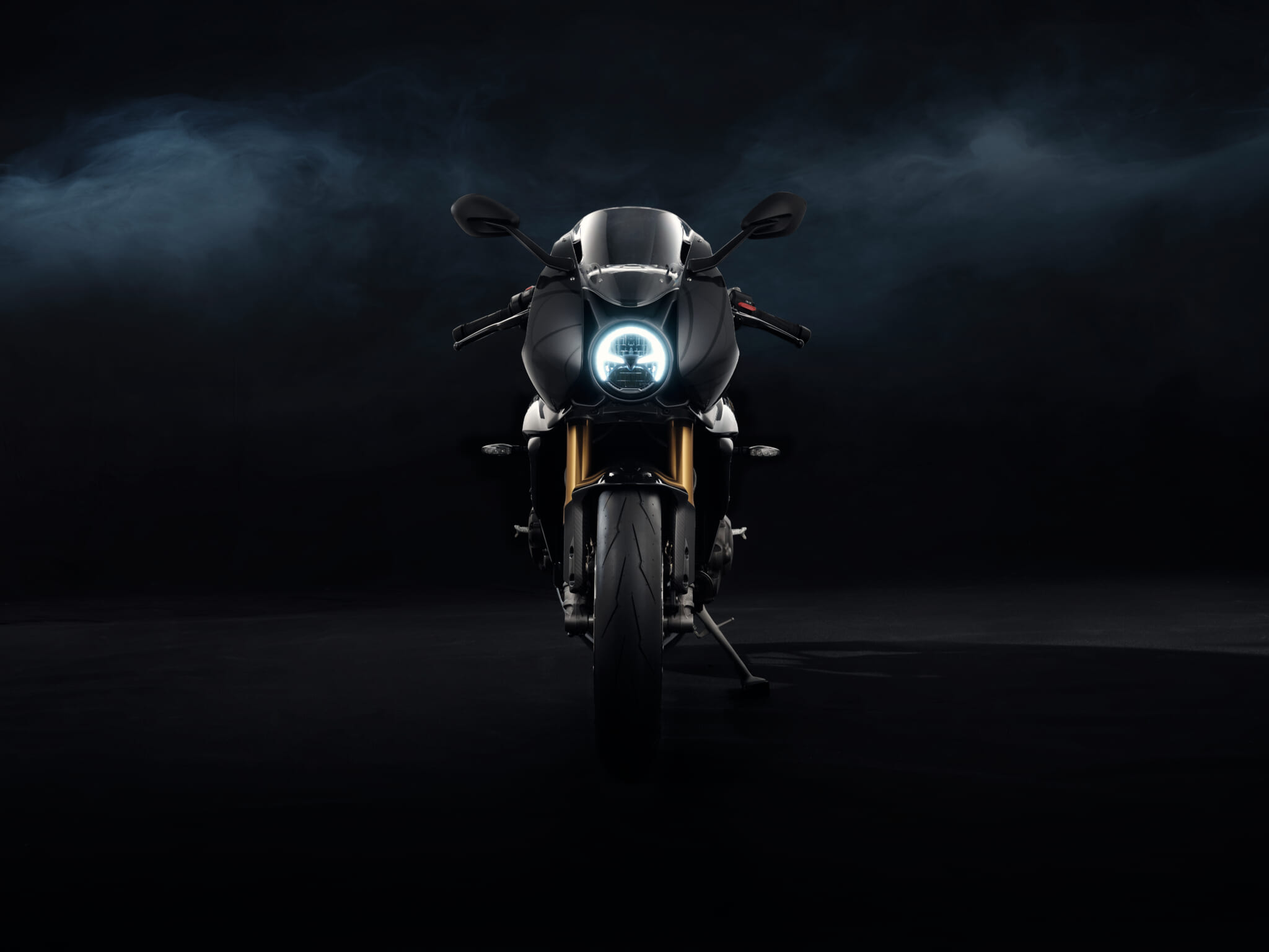 Triumph Celebrates 60 Years Of 007 With Bond Edition Motorcycle Maxim