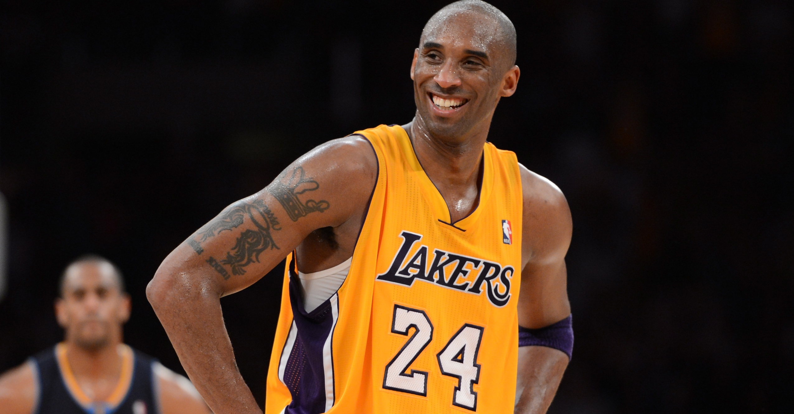 Kobe Bryant's Lakers Jersey Could Fetch a Record $7 Million at